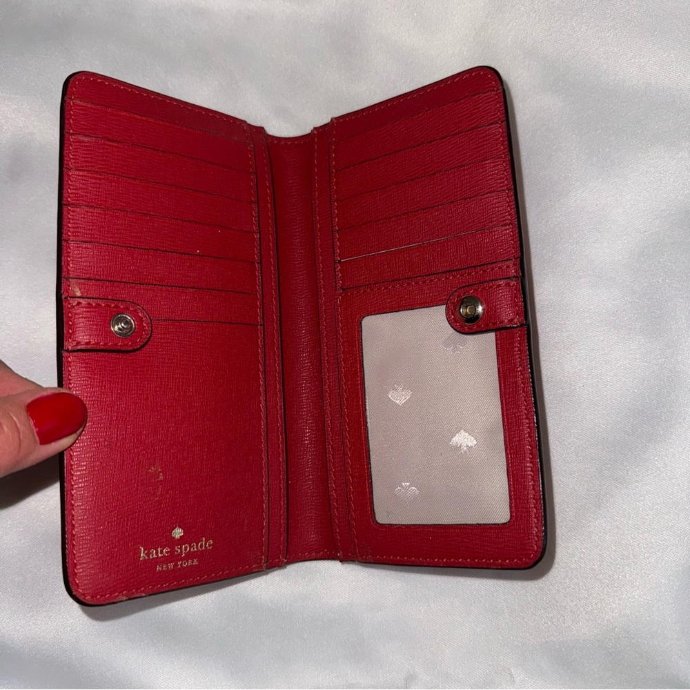 Kate Spade Wallet - Picture 2 of 2